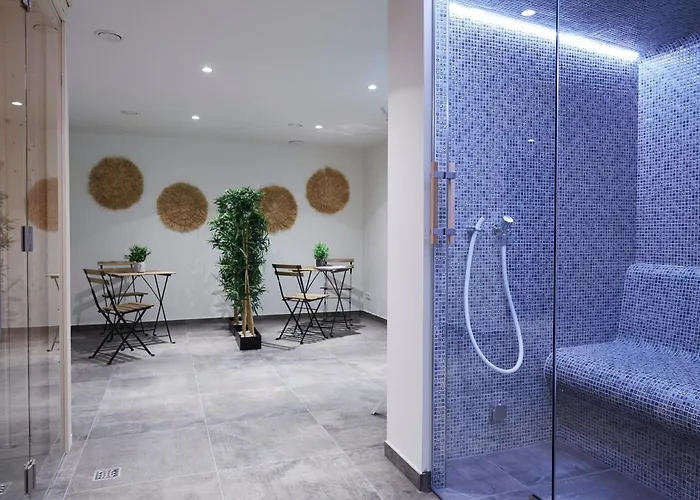 Bernstein & Breakfast 03 *